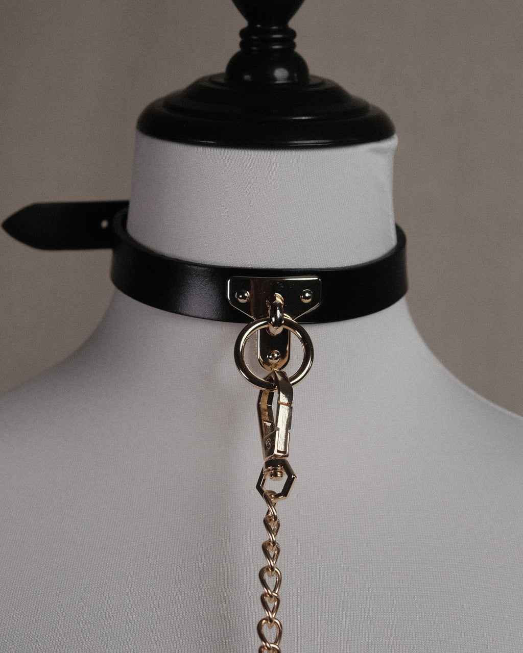 【Absolute Black】 Genuine Leather Choker